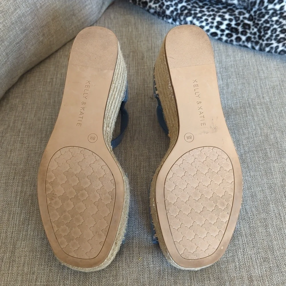 Kelly & Katie Wedgewood Blue Espadrille Wedge Sandals Size 8M